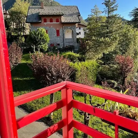 Appartement Casa Fiordaliso Con Parco, Campo Da Tennis E Wi-fi Esino Lario